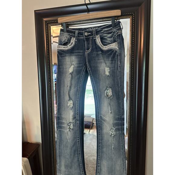 Grace in LA Women's Vintage Boot Cut Jeans Easy Fit Embroidered Blue Size 26 - Picture 4 of 7